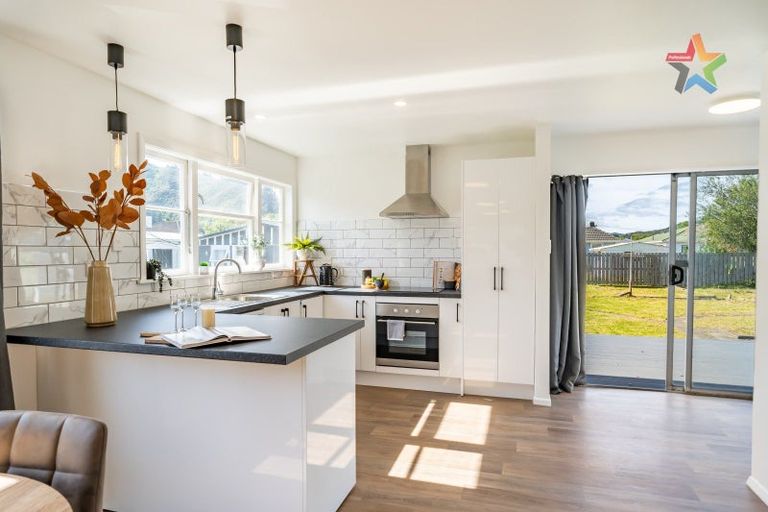 Photo of property in 11 Russell Road, Wainuiomata, Lower Hutt, 5014