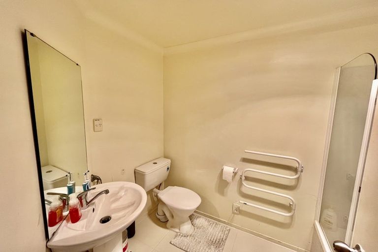 Photo of property in 24 Genesis Place, Flat Bush, Auckland, 2019