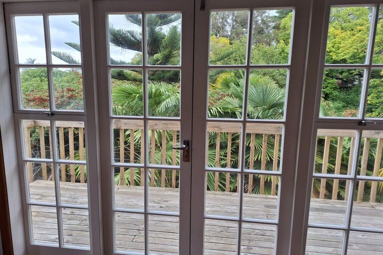 Photo of property in 39 Chaucer Road, Hospital Hill, Napier, 4110