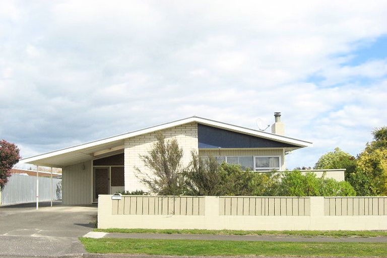 Photo of property in 17 Mclean Terrace, Waipukurau, 4200