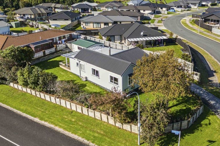 Photo of property in 19 Tuahu Place, Waitara, 4320