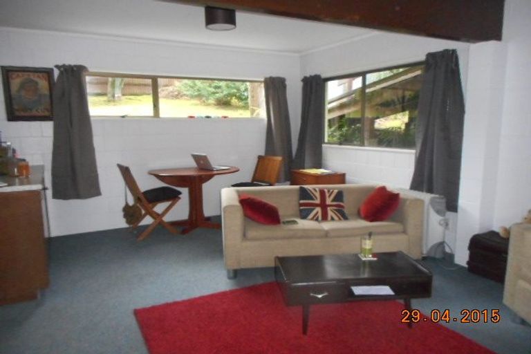 Photo of property in 35 Tauhinu Road, Greenhithe, Auckland, 0632