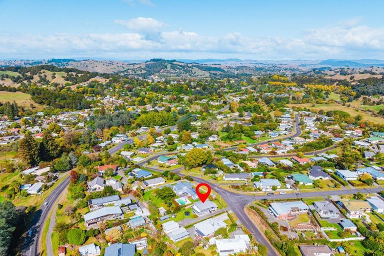 Photo of property in 19 Tarrangower Avenue, Taumarunui, 3920