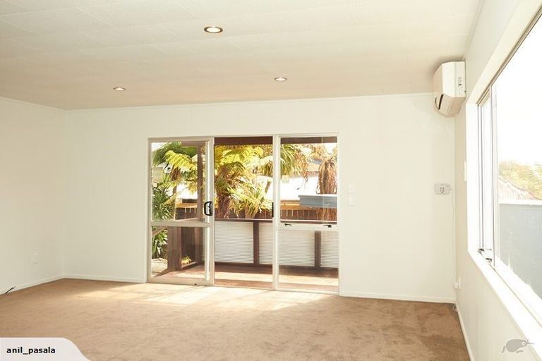 Photo of property in 2/36 Miro Street, New Lynn, Auckland, 0600