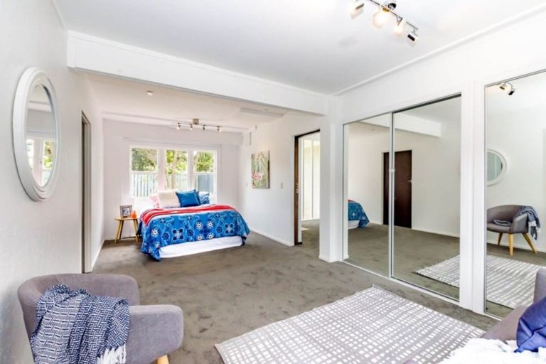 Photo of property in 4 Taheke Street, Paraparaumu Beach, Paraparaumu, 5032