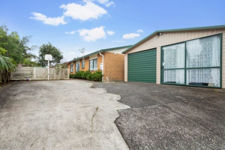 Photo of property in 105 Gadsby Road, Favona, Auckland, 2024