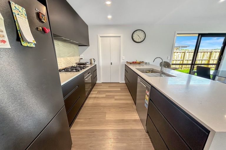 Photo of property in 35 Herridge Street, Woodend, 7691