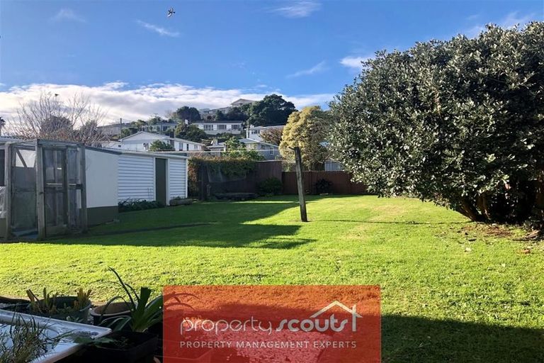 Photo of property in 4 Rosendale Avenue, Spotswood, New Plymouth, 4310