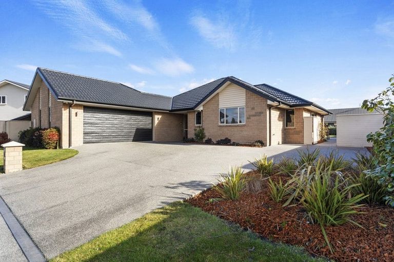 Photo of property in 3 Kempton Place, Rangiora, 7400