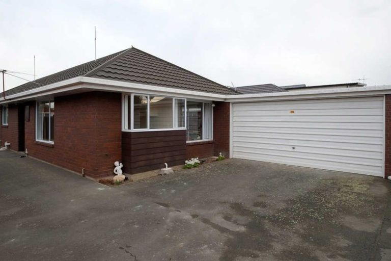 Photo of property in 2/38 Maxwell Street, Riccarton, Christchurch, 8041