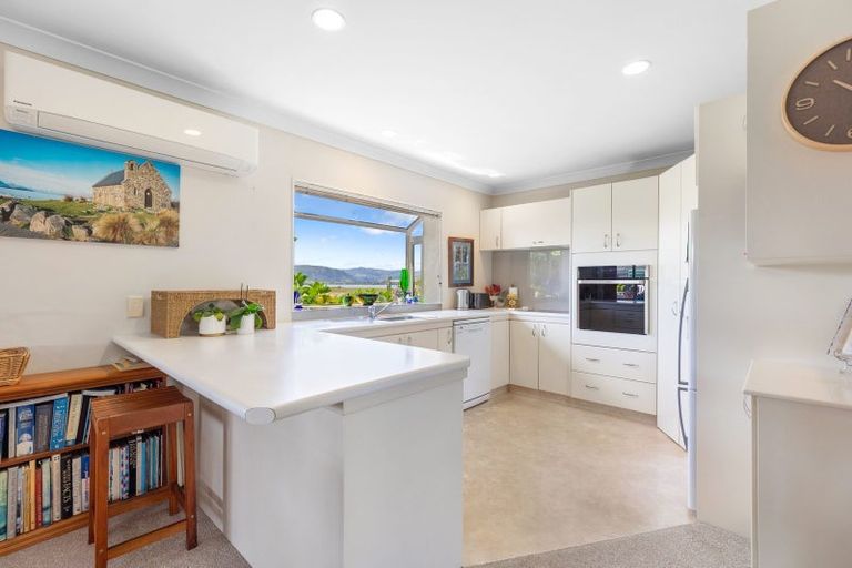 Photo of property in 41 Plateau Heights, Mount Maunganui, 3116