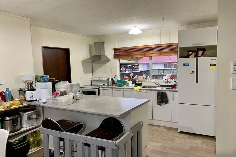 Photo of property in 2/22 Daytona Road, Henderson, Auckland, 0610