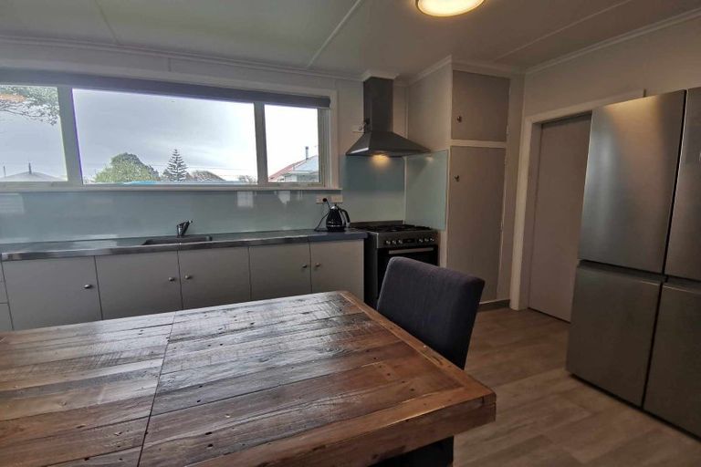 Photo of property in 120-124 Hoffman Street, Hokitika, 7810