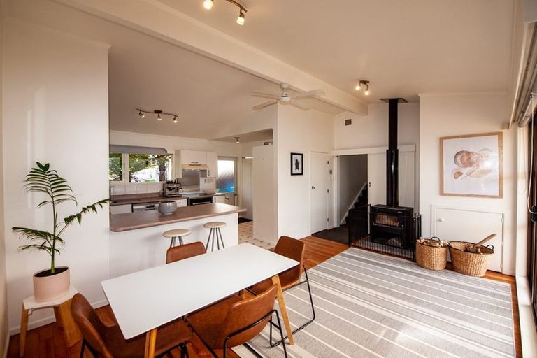 Photo of property in 24 Chisbury Street, Churton Park, Wellington, 6037