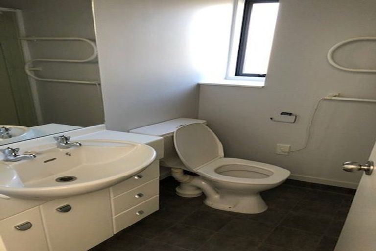 Photo of property in 2/315 Worcester Street, Linwood, Christchurch, 8011