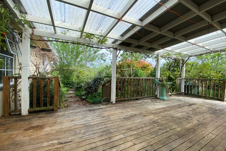 Photo of property in 13 Weka Place, Masterton, 5810