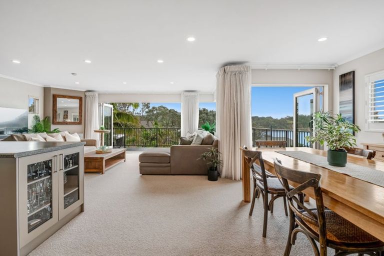Photo of property in 31a Ocean View Road, Hatfields Beach, Orewa, 0931