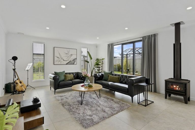 Photo of property in 1 Hinterland Drive, Prebbleton, 7604