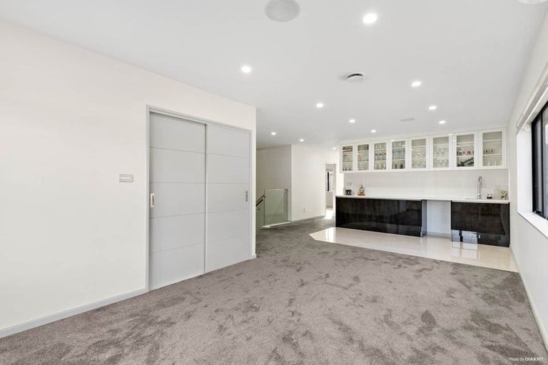 Photo of property in 12 Fong Road, Flat Bush, Auckland, 2019