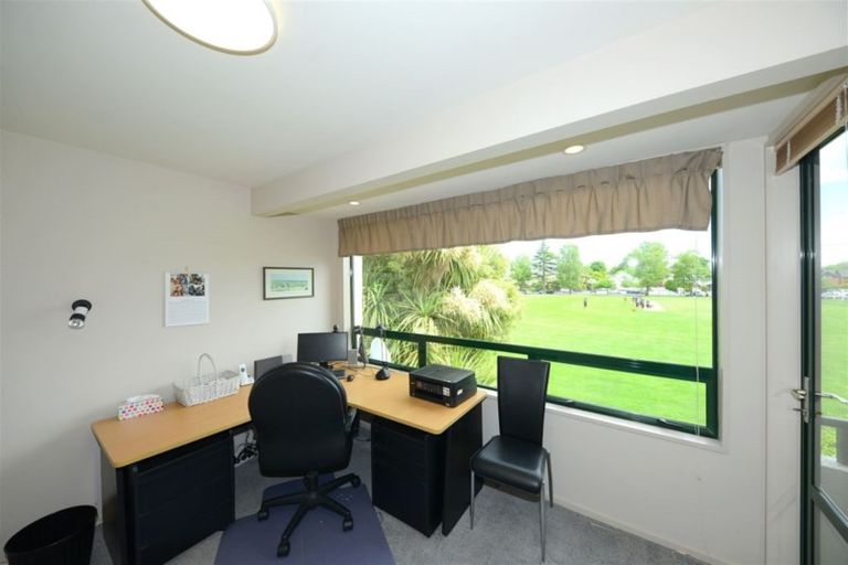 Photo of property in 19 Waiwetu Street, Fendalton, Christchurch, 8052