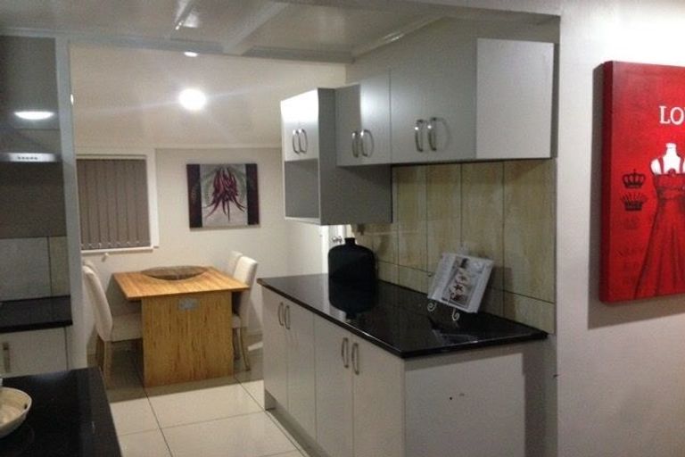 Photo of property in 1/8 Cornwall Road, Mangere, Auckland, 2022