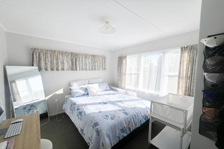 Photo of property in 34 James Street, Dannevirke, 4930