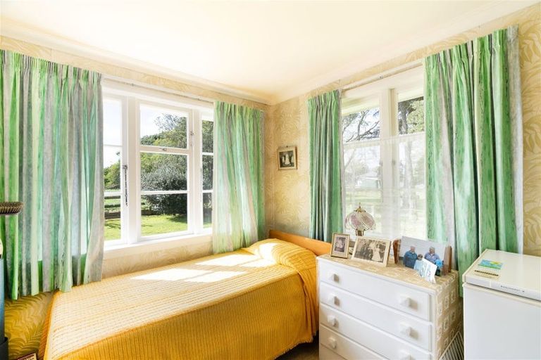 Photo of property in 18 Boulton Road, Levin, 5510