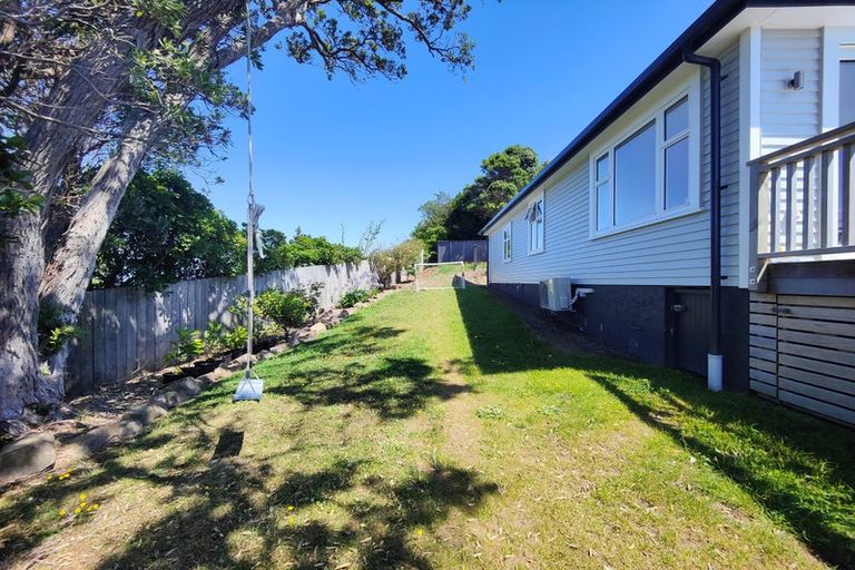 Photo of property in 65a Seatoun Heights Road, Seatoun, Wellington, 6022
