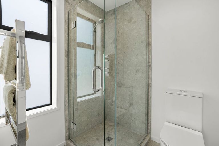 Photo of property in 11/10 Pascoe Avenue, Paremata, Porirua, 5026