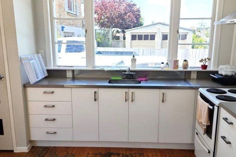 Photo of property in 46 Cook Street, Gate Pa, Tauranga, 3112