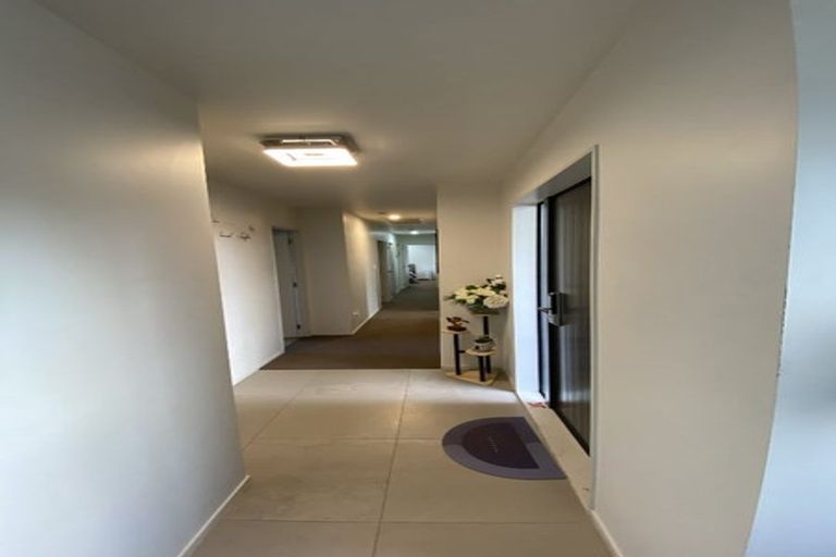 Photo of property in 49d Cambridge Terrace, Papatoetoe, Auckland, 2025