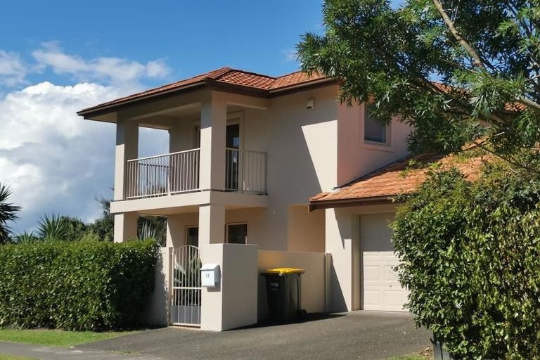 Photo of property in 50 Millennial Way, Orewa, 0931
