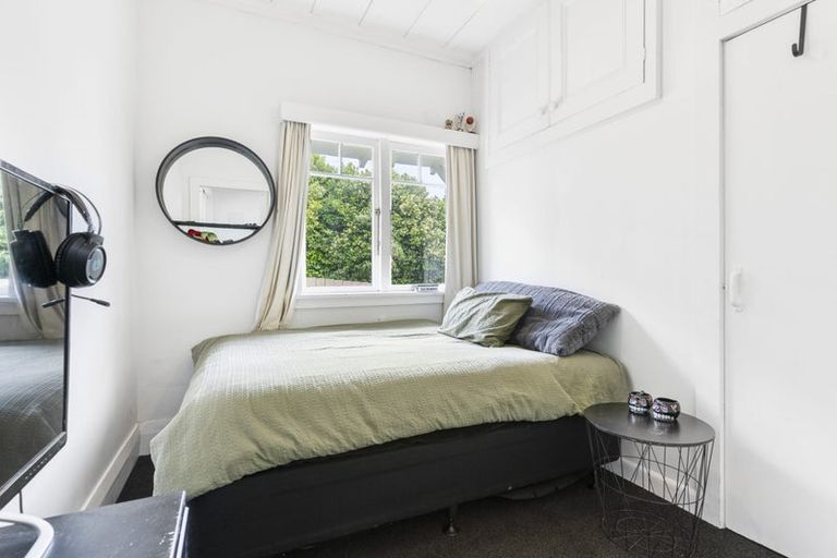 Photo of property in 18 Penton Road, Stanmore Bay, Whangaparaoa, 0932