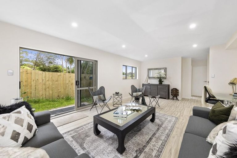 Photo of property in 30a Dolbear Street, Titirangi, Auckland, 0604