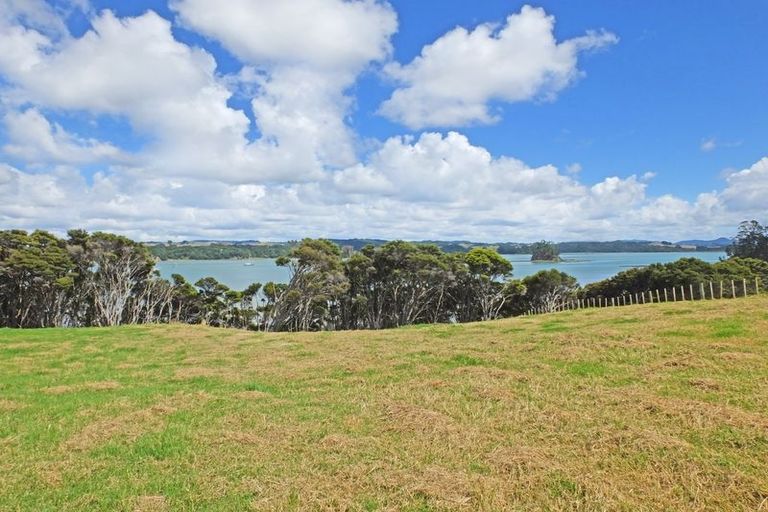 Photo of property in 121 Ridge Road, Mahurangi East, Warkworth, 0982