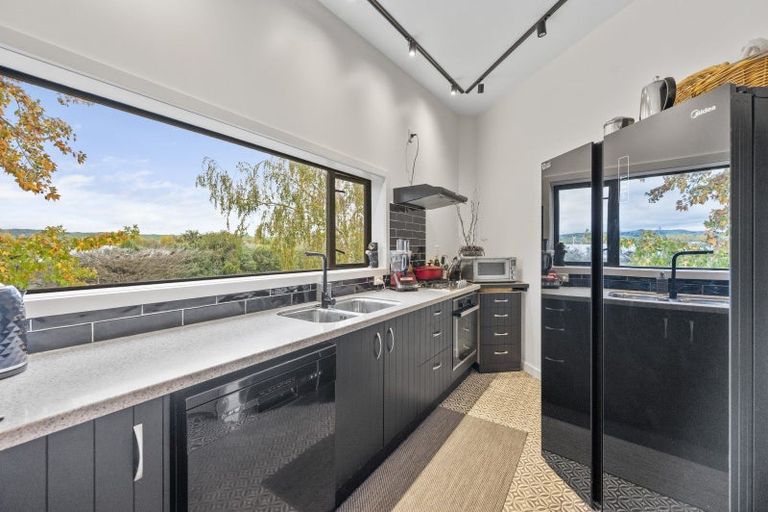 Photo of property in 101 Moteo Pa Road, Puketapu, Napier, 4183