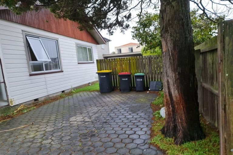 Photo of property in 70 Peverel Street, Riccarton, Christchurch, 8041