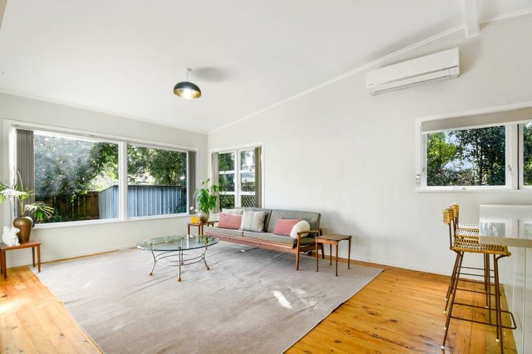 Photo of property in 609a Swanson Road, Swanson, Auckland, 0612