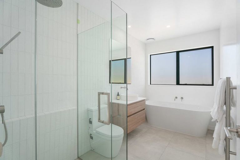 Photo of property in 22a Marjon Drive, Wanaka, 9305