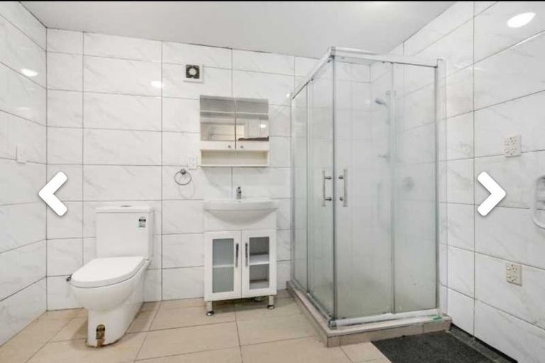 Photo of property in 64 Reynella Drive, Massey, Auckland, 0614