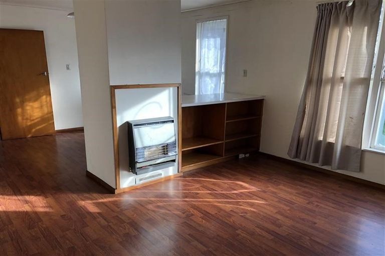 Photo of property in 5156/142 Lake Road, Northcote, Auckland, 0627