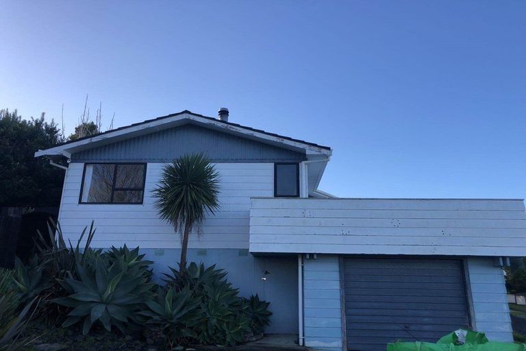 Photo of property in 26 Murvale Drive, Bucklands Beach, Auckland, 2014