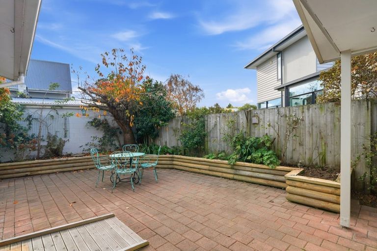 Photo of property in 3/125 Blighs Road, Strowan, Christchurch, 8052