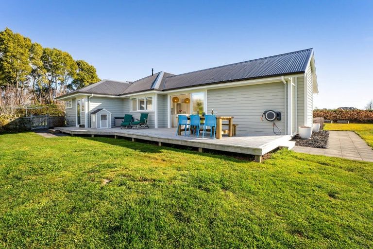 Photo of property in 1199 Egmont Road, Egmont Village, New Plymouth, 4372