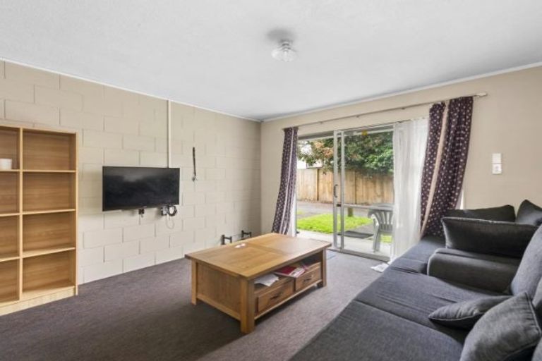 Photo of property in 46u2 May Street, Hamilton East, Hamilton, 3216