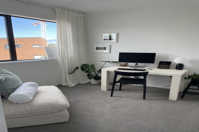 Photo of property in 31/1 Scott Road, Hobsonville, Auckland, 0616