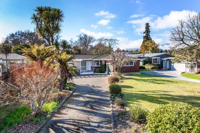 Photo of property in 28 Ngamotu Road, Taupo, 3330