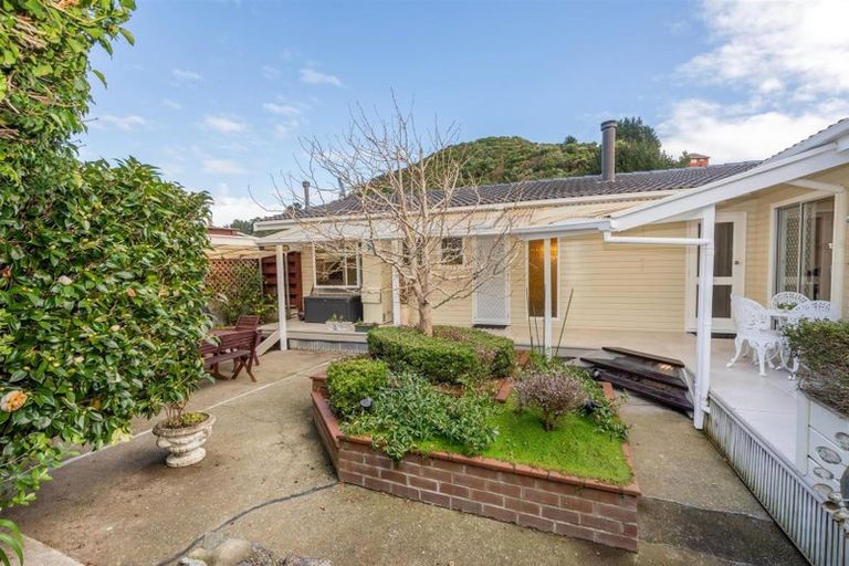 Photo of property in 41 Spinnaker Drive, Whitby, Porirua, 5024