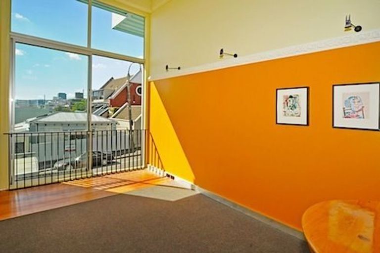 Photo of property in Qba Apartments, 51 Webb Street, Mount Cook, Wellington, 6011