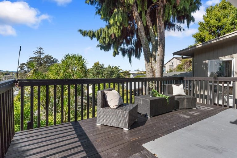 Photo of property in 1/89 Glamorgan Drive, Torbay, Auckland, 0630